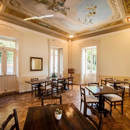 Marie Hotel 3*