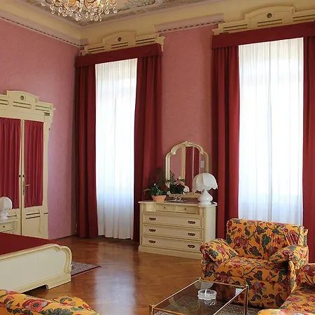 Hotel Marie